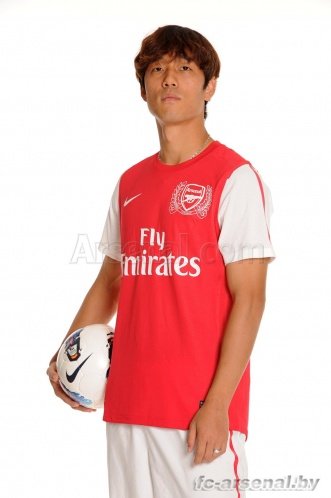 Официально: Арсенал подписал контракт с  Пак Чу  Юном +Фото.