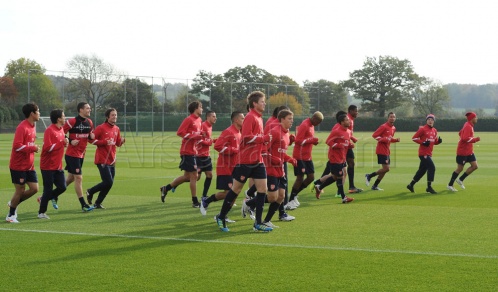 Тренировка Арсенала перед игрой с Болтоном. Фото