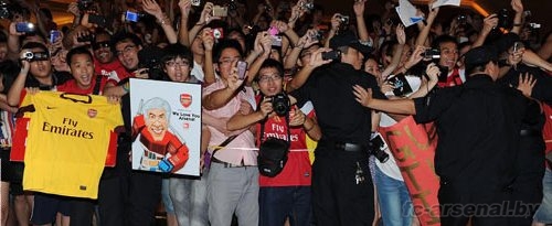 Венгер: "Китайские болельщики знают об "Арсенале" больше, чем я"