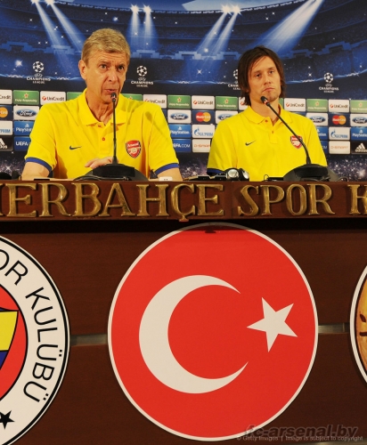 Тренировка "Арсенала" и пресс-конференция Венгера и Росицки. 20 августа